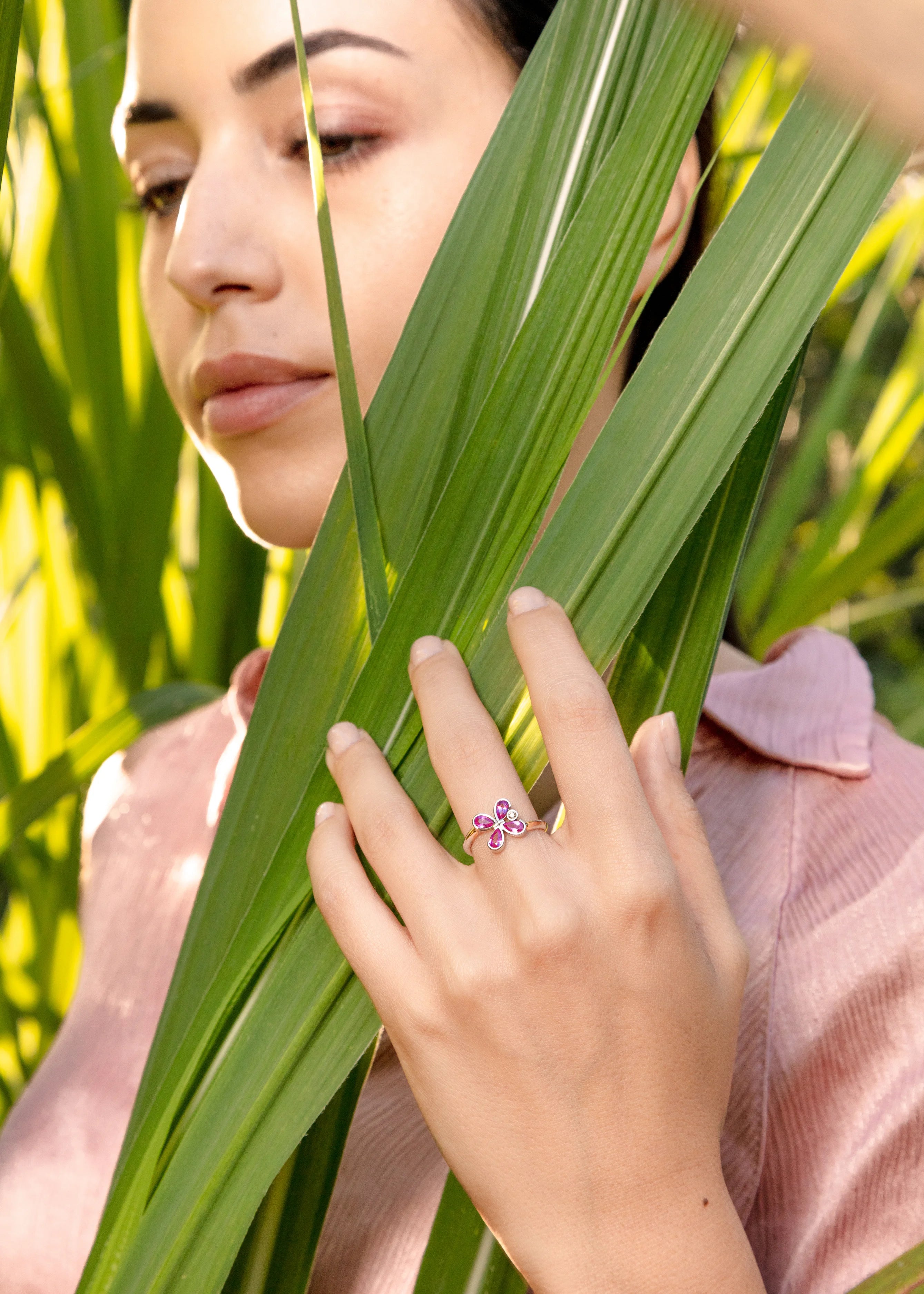 Bague en Or 18 Carats avec Saphirs Roses et Diamant - Milestone - Politains