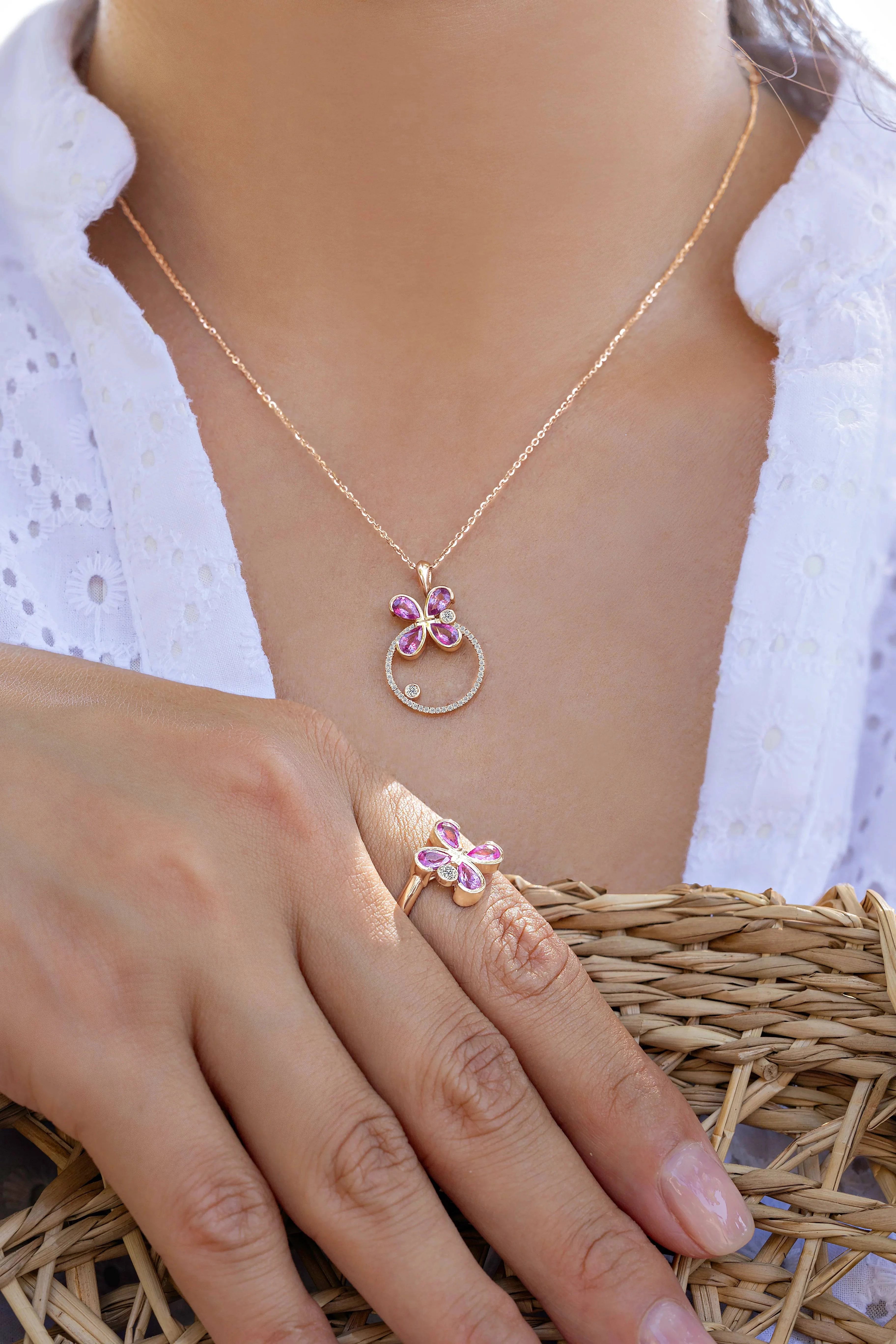 Collier en Or 18 Carats avec Saphirs Roses et Diamants - Milestone - Politains