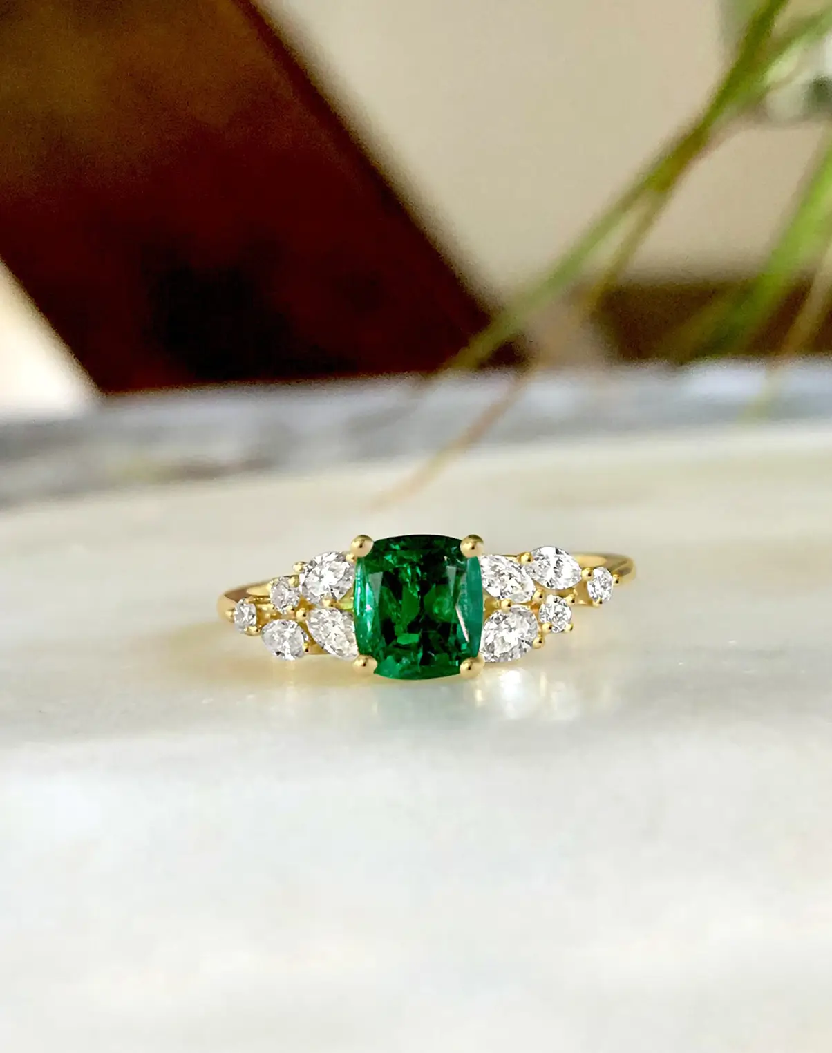 emerald-img-2
