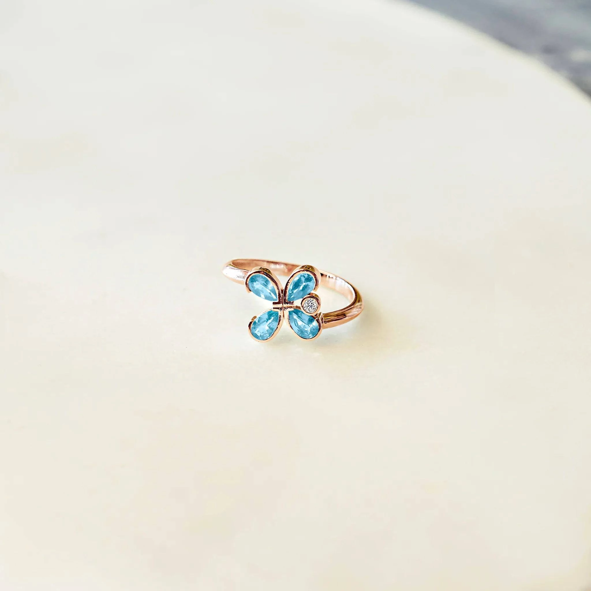 Bague-aiguemarine-et-diamants-en-or-rose-milestone-politains-ls-1-8000000056-AMRG
