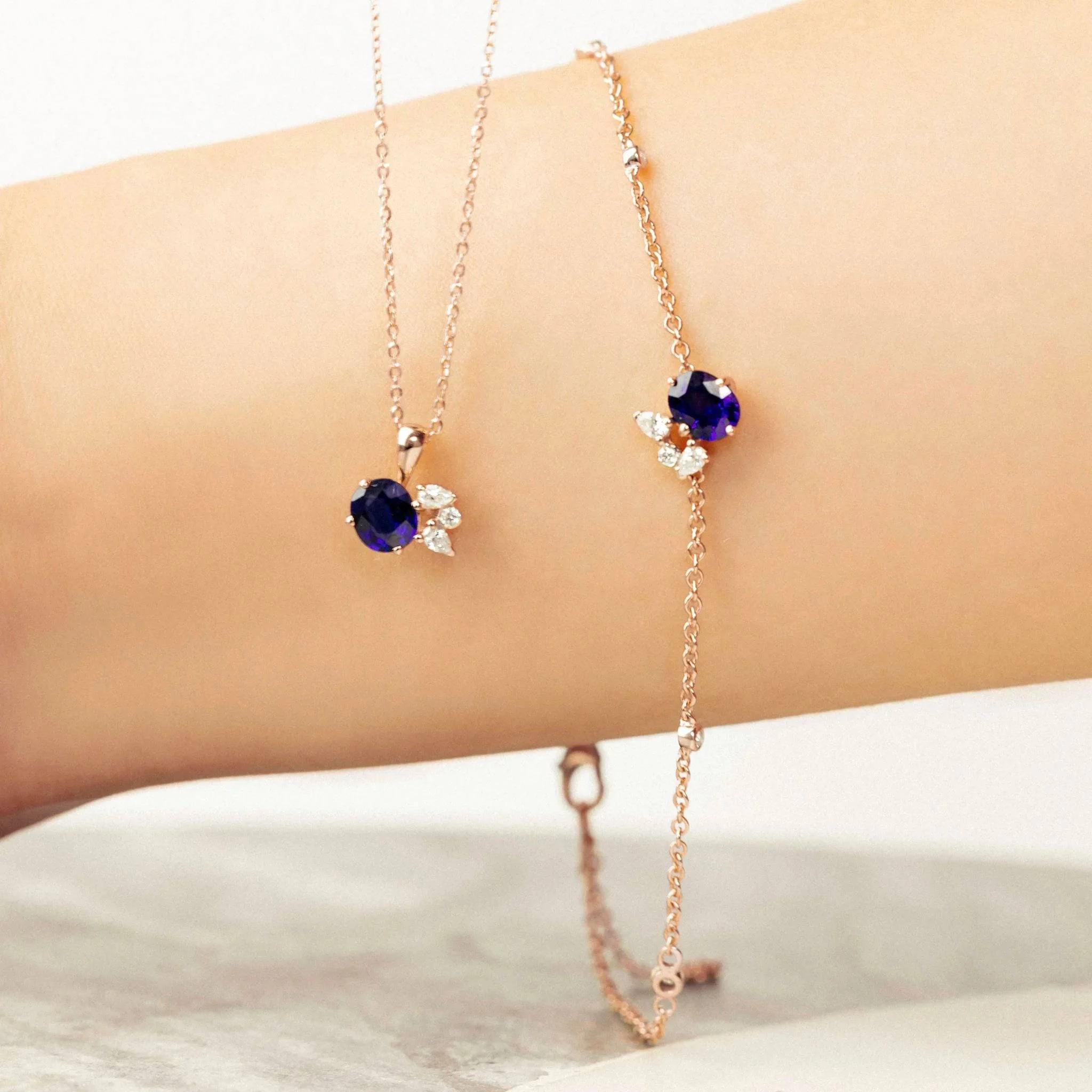 Bracelet-saphir-bleu-et-diamants-en-or-rose-moribana-politains-ls-1-8000000074-BSRG