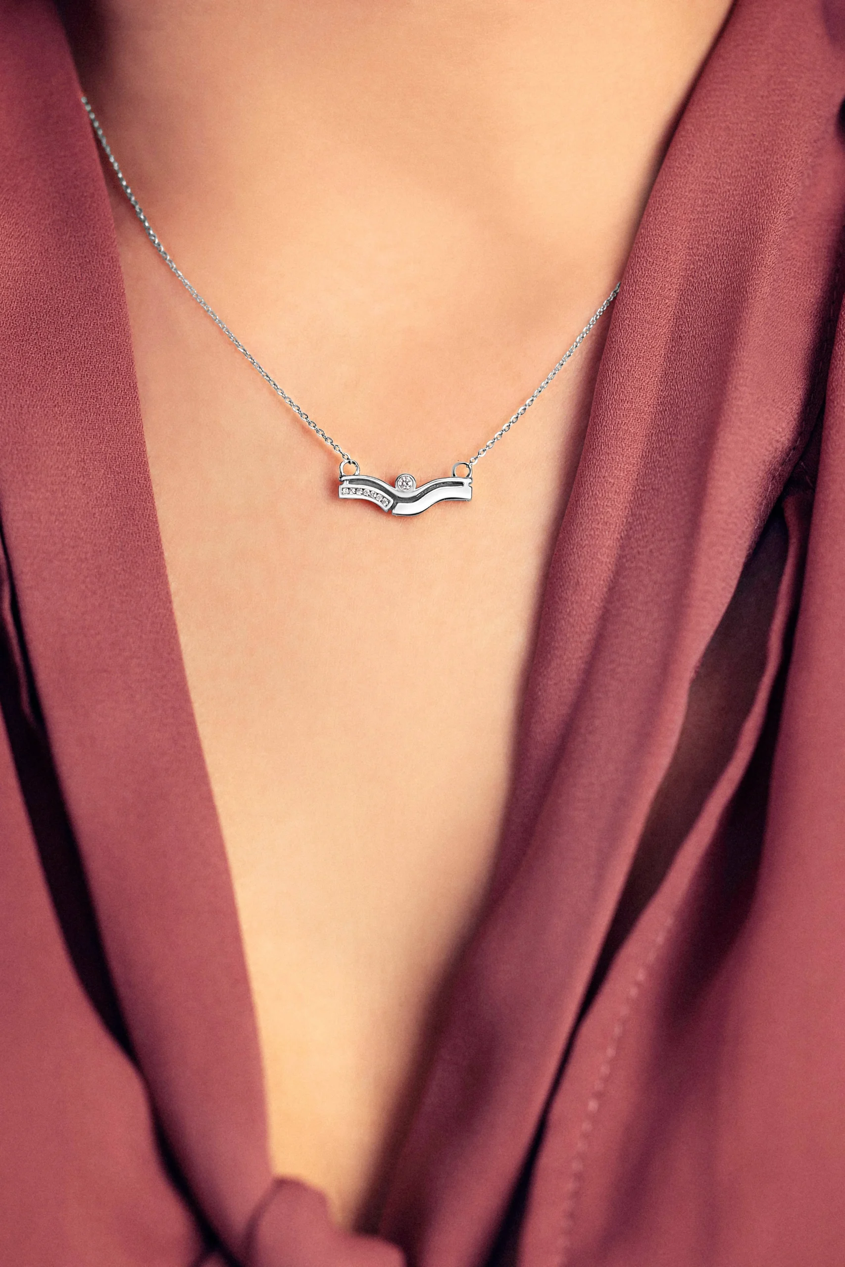 Collier-diamants-en-or-blanc-zen-politains-ls-2-8000000076-DMWG